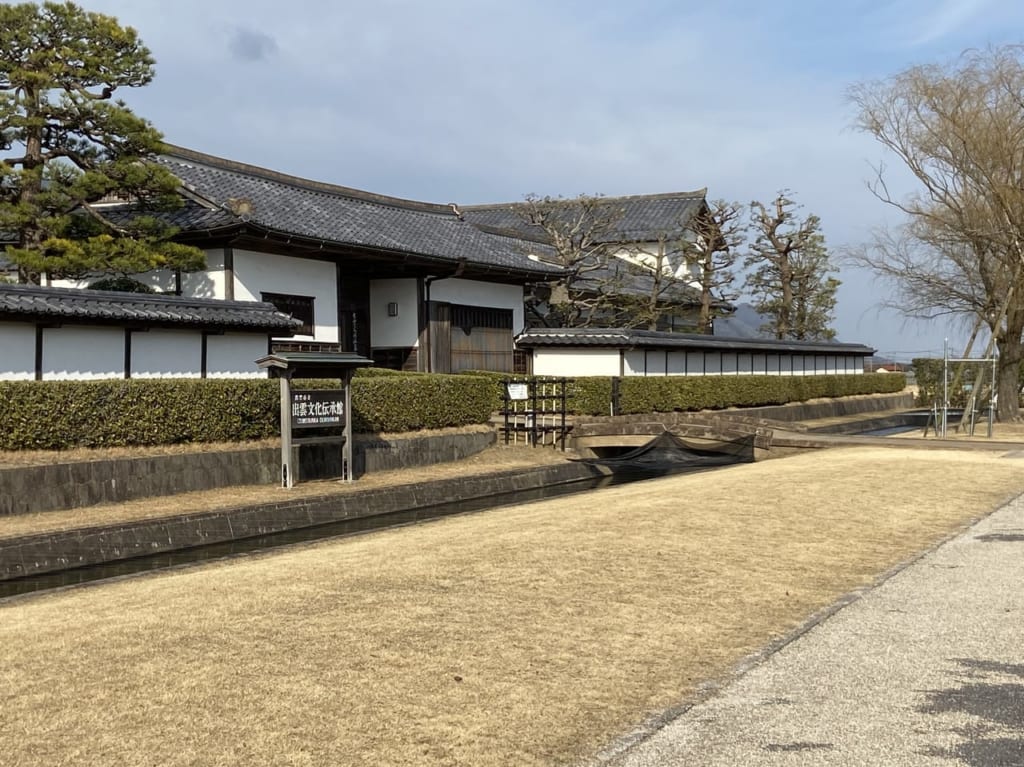 出雲蕎麦と会席そば縁の隣にある出雲文化伝承館